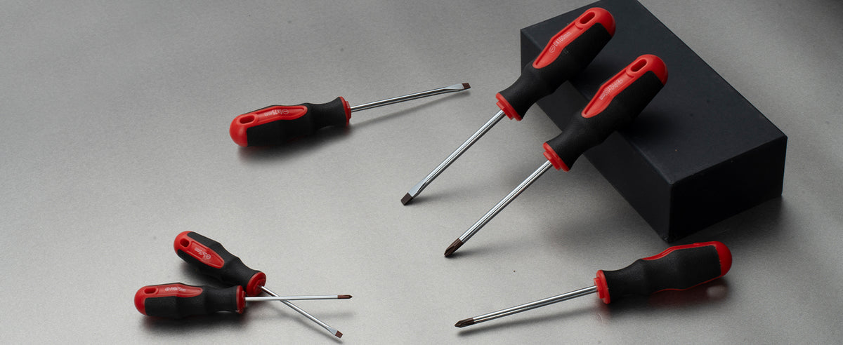 ROTATION 6PCS Magnetic Tip Screwdriver Set, 3 Phillips and 3 Flat, Red Tip | Red, Gloss, S2 Steel - Detail Large 2